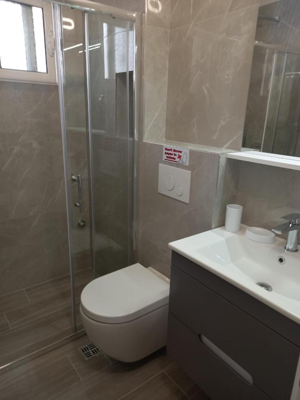 Kosta Apartments Sarande Phòng bức ảnh